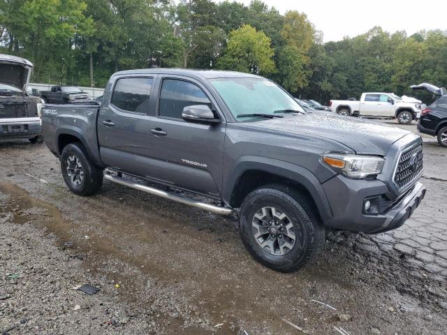 Toyota Tacoma Double Cab Image 3