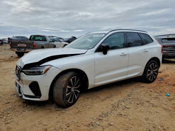  Salvage Volvo Xc60 Plus