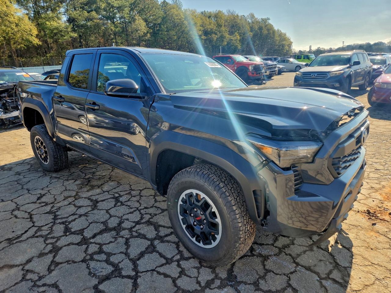 Toyota Tacoma Double Cab Image 3