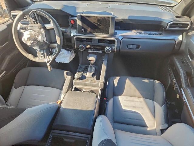 Toyota Tacoma Double Cab Image 5