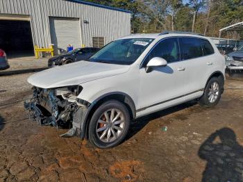  Salvage Volkswagen Touareg