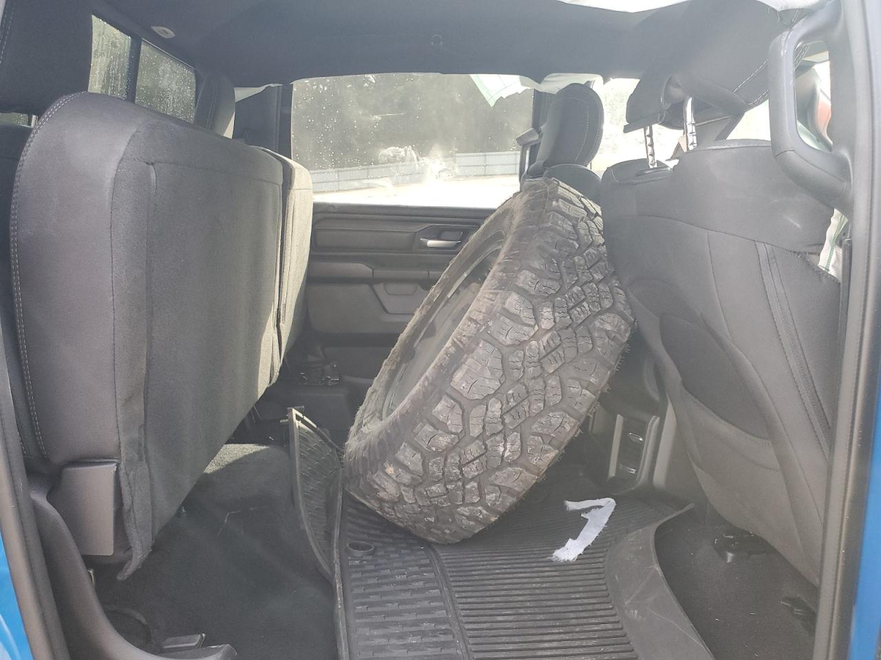 Ram 1500 Tradesman Image 8