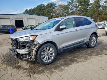  Salvage Ford Edge