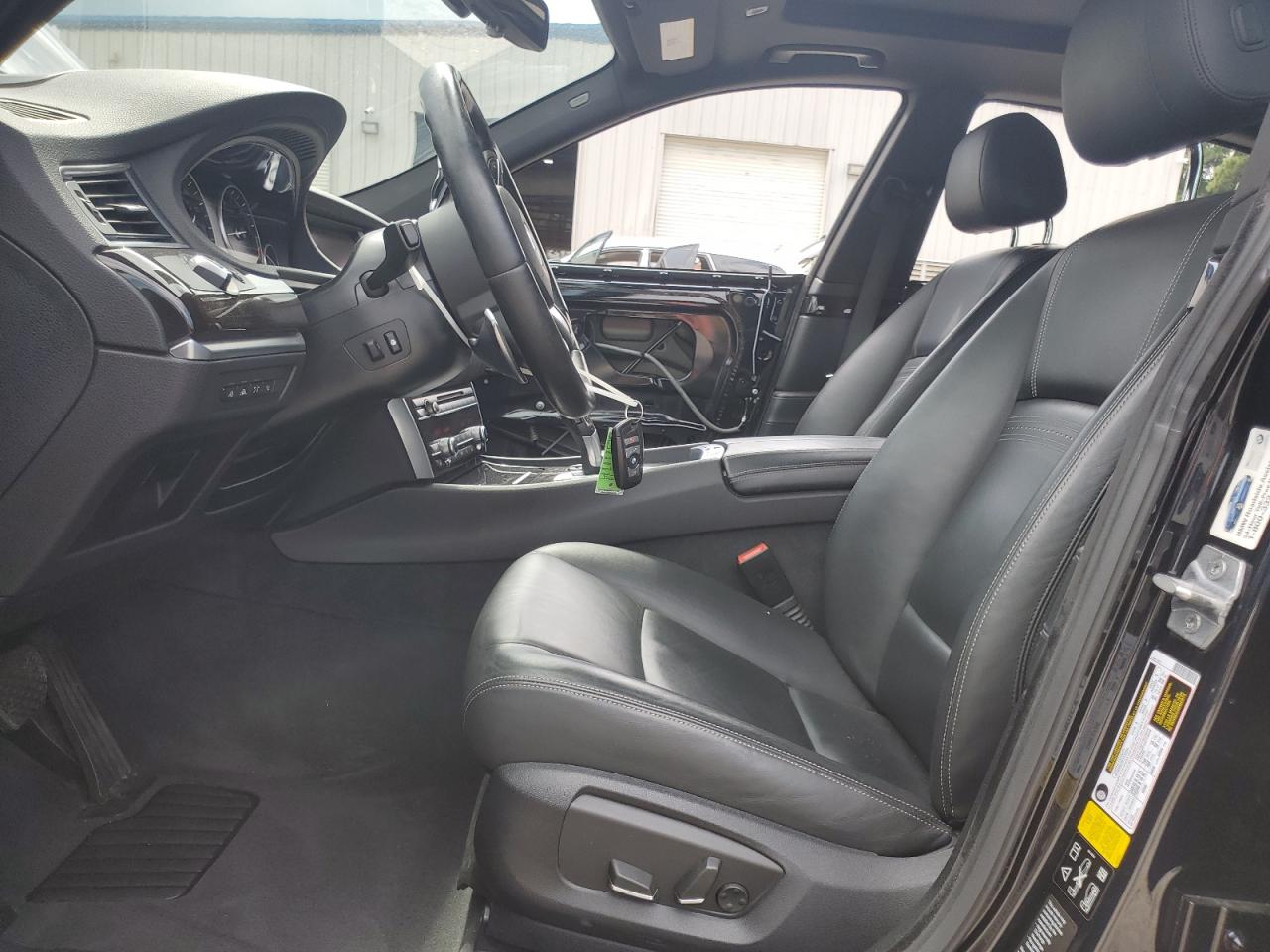 BMW 5 Series Xigt Image 3