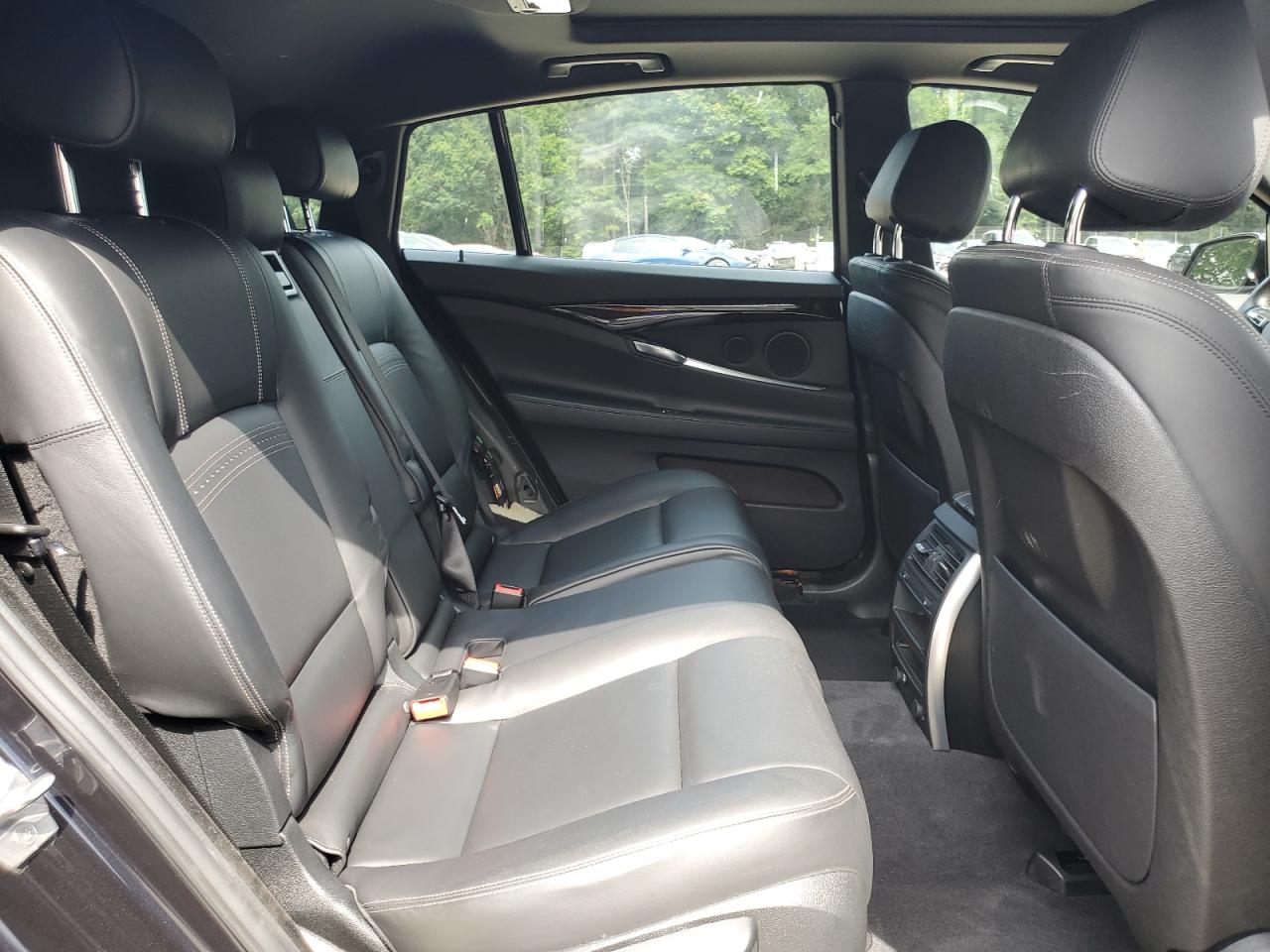 BMW 5 Series Xigt Image 7