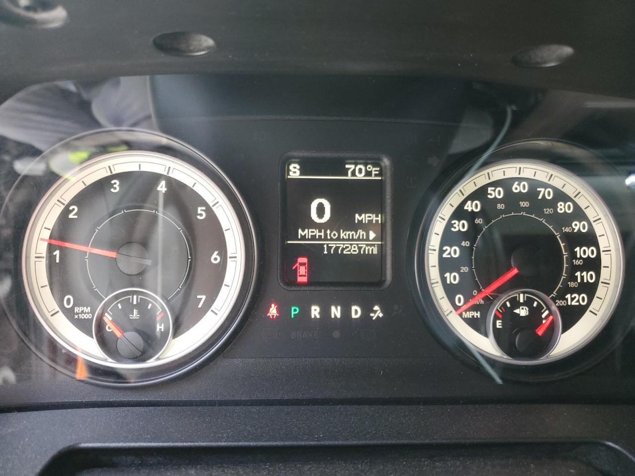 Ram 1500 Slt Image 3