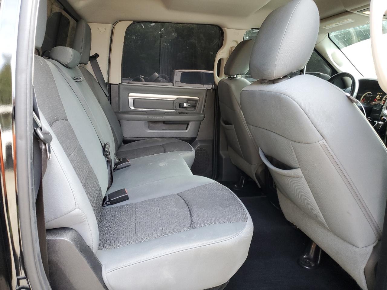 Ram 1500 Slt Image 4