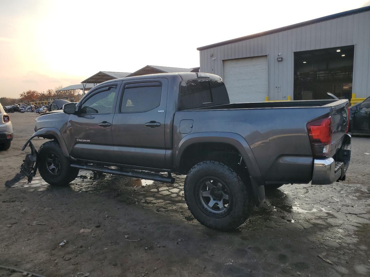 Toyota Tacoma Double Cab Image 2