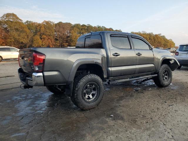 Toyota Tacoma Double Cab Image 12
