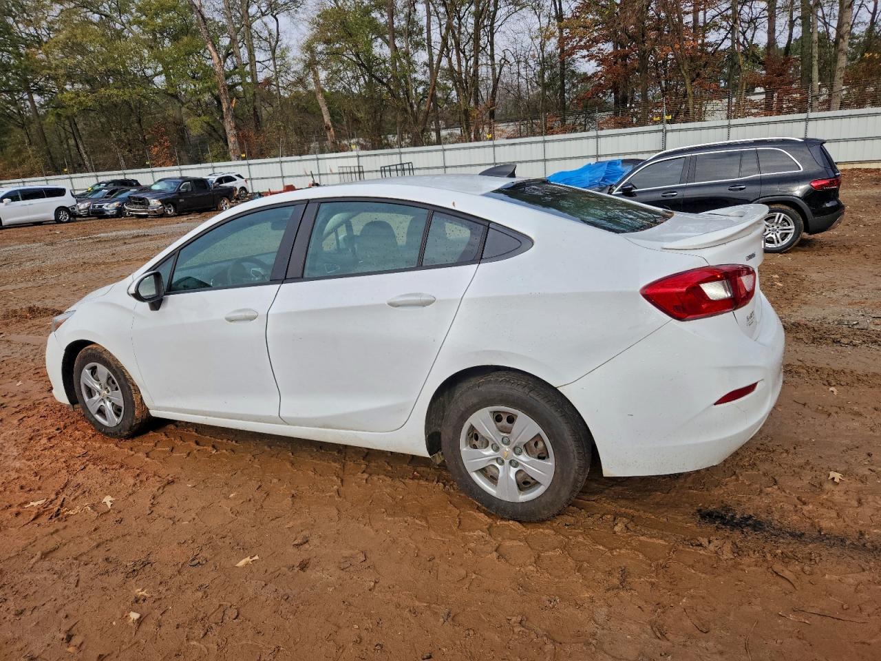 Chevrolet Cruze Ls Image 3