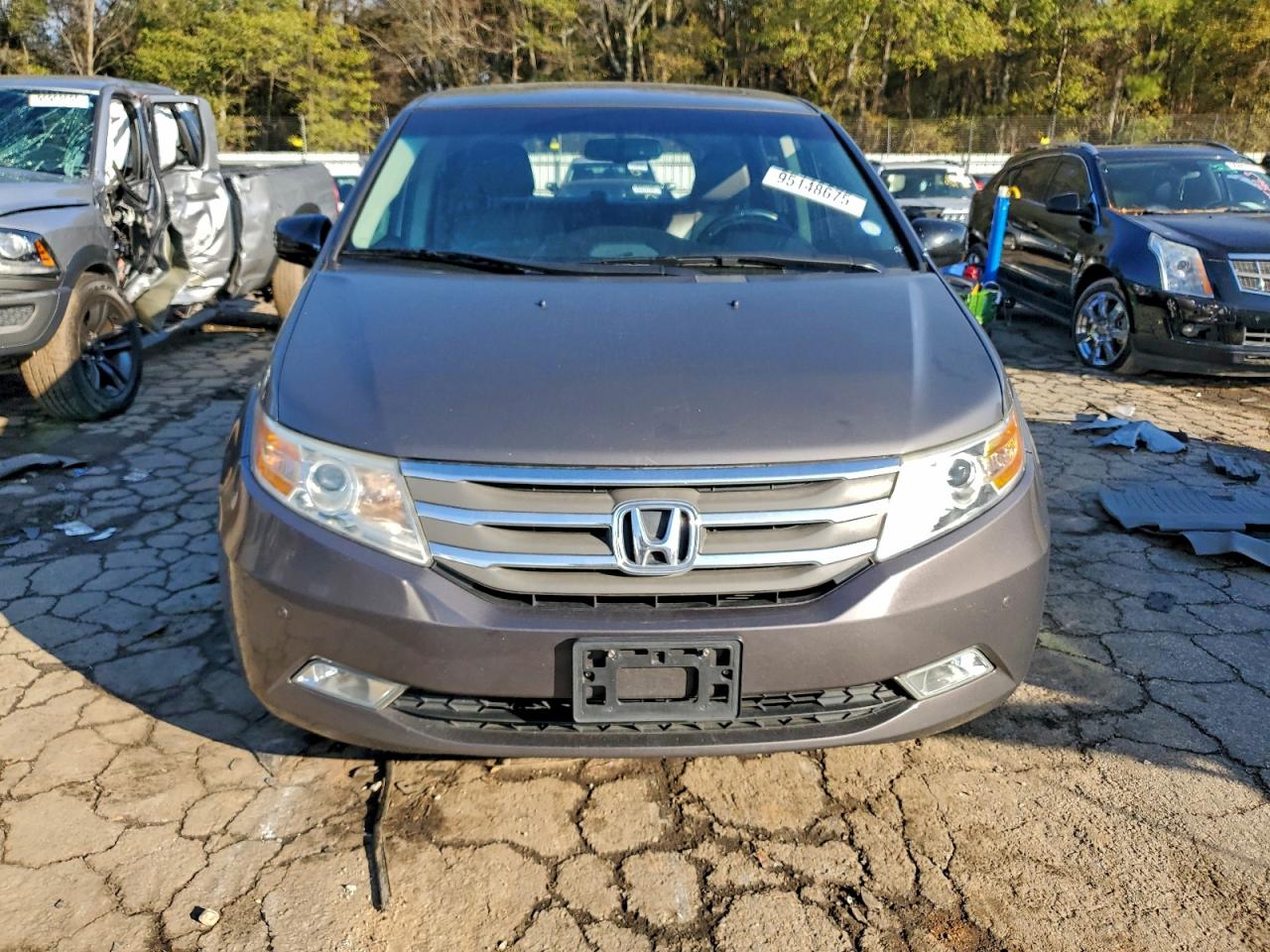 Honda Odyssey Touring Image 4
