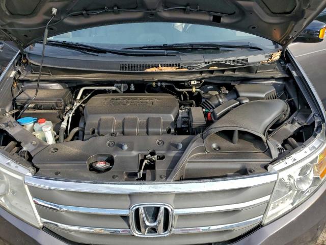 Honda Odyssey Touring Image 5