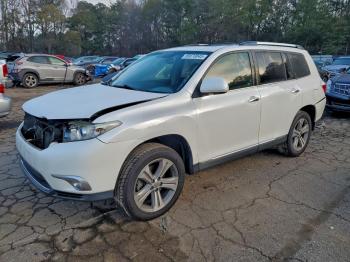  Salvage Toyota Highlander