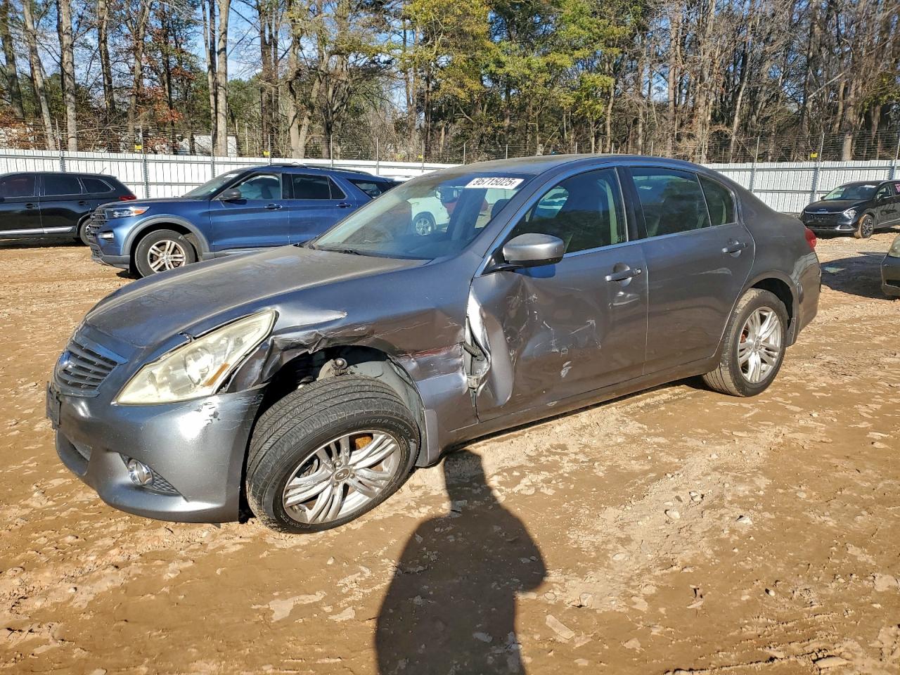 INFINITI G37 Image 1