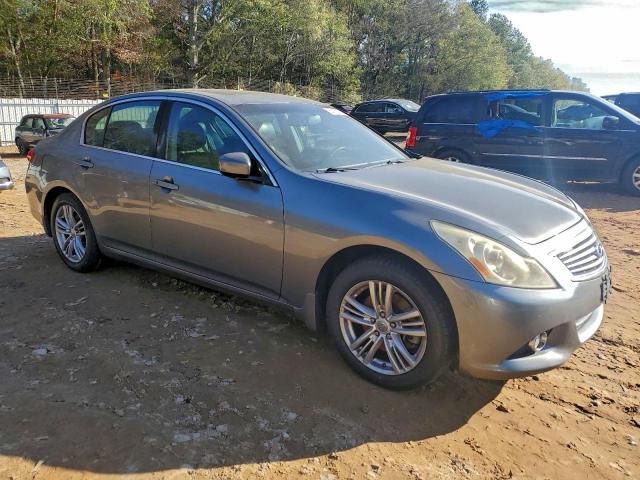 INFINITI G37 Image 12