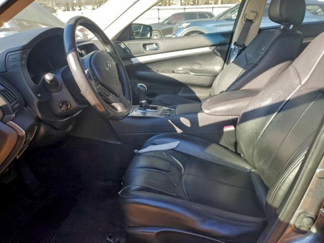 INFINITI G37 Image 2