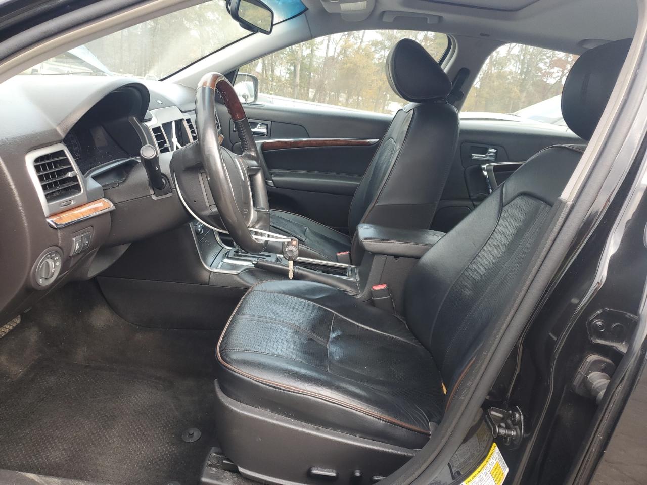 Lincoln MKZ Hybrid Image 12