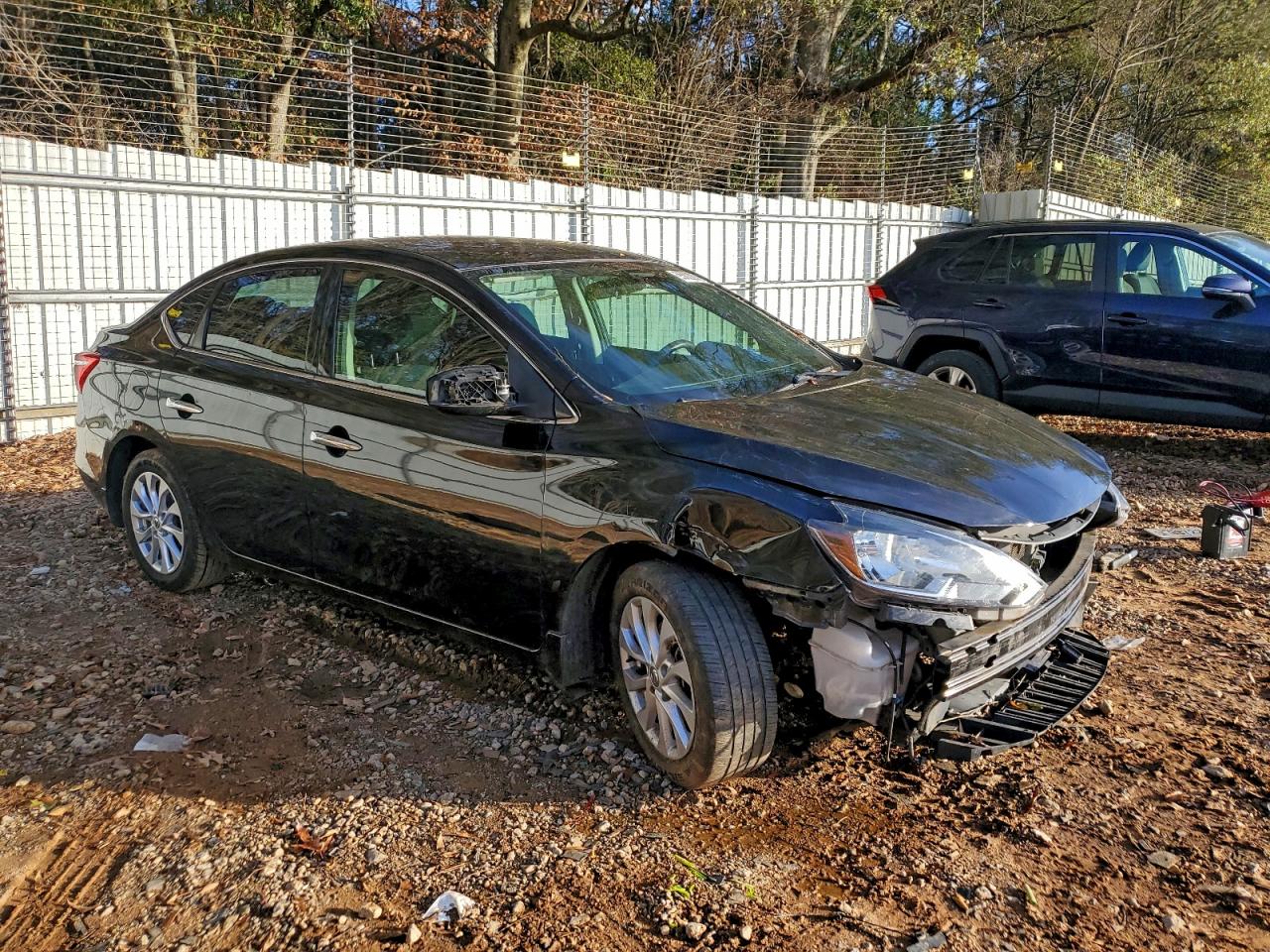 Nissan Sentra S Image 8