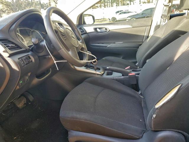 Nissan Sentra S Image 3