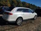 Lincoln MKT Image 12