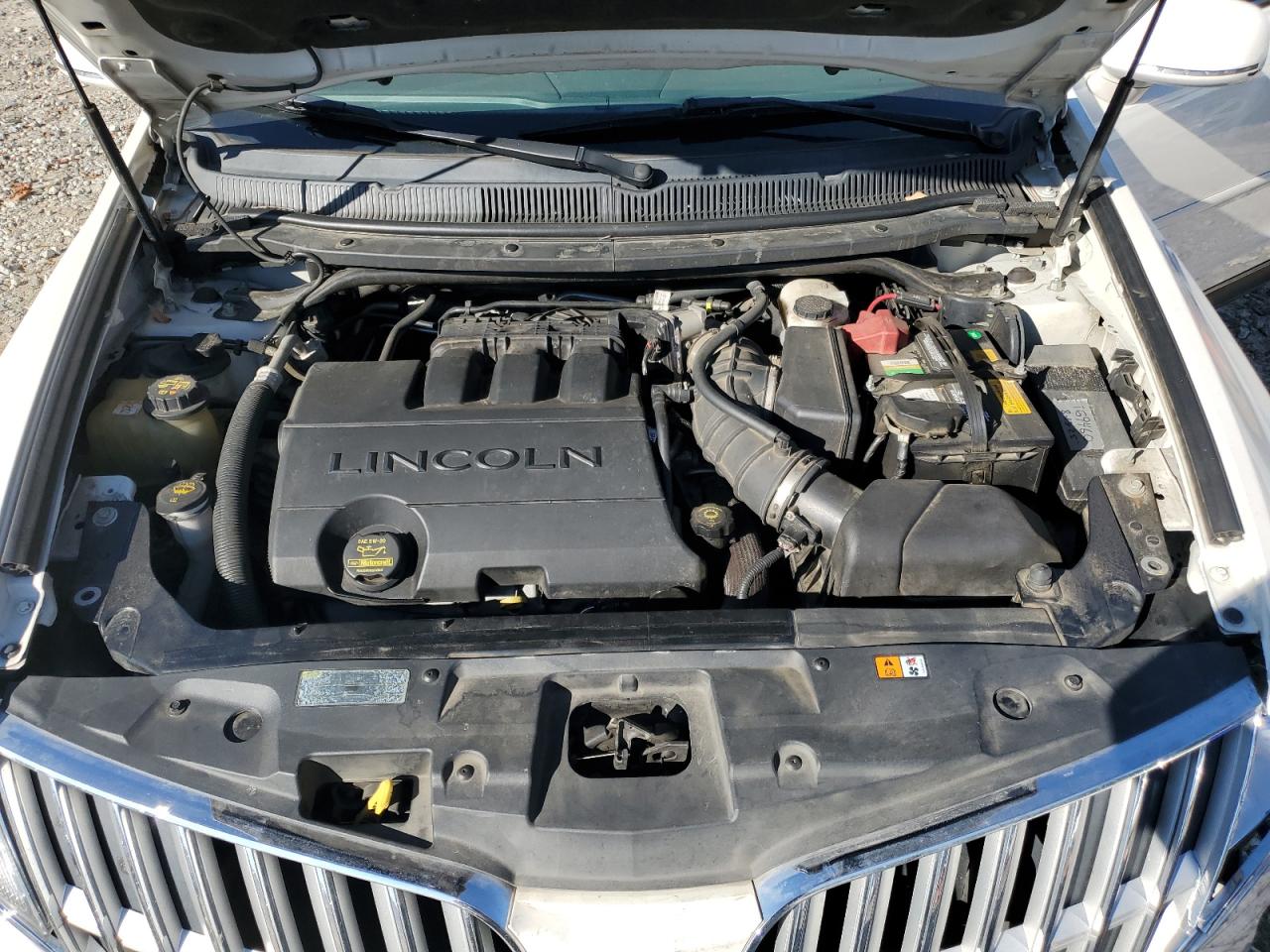 Lincoln MKT Image 11