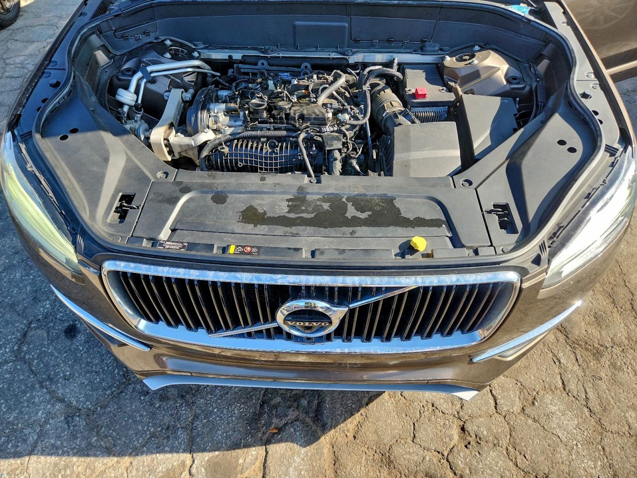 Volvo XC90 T6 Image 13