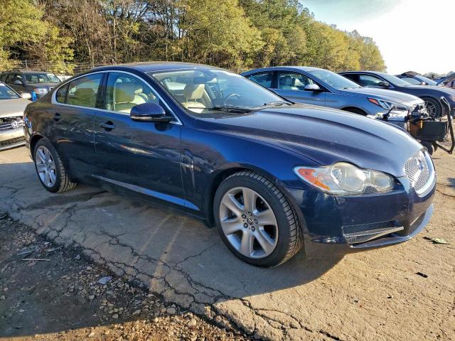 Jaguar XF Luxury Image 5