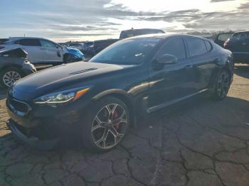 Salvage Kia Stinger