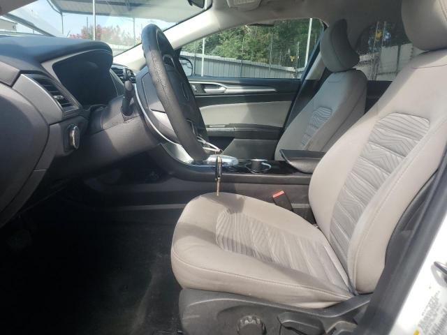 Ford Fusion S Image 3