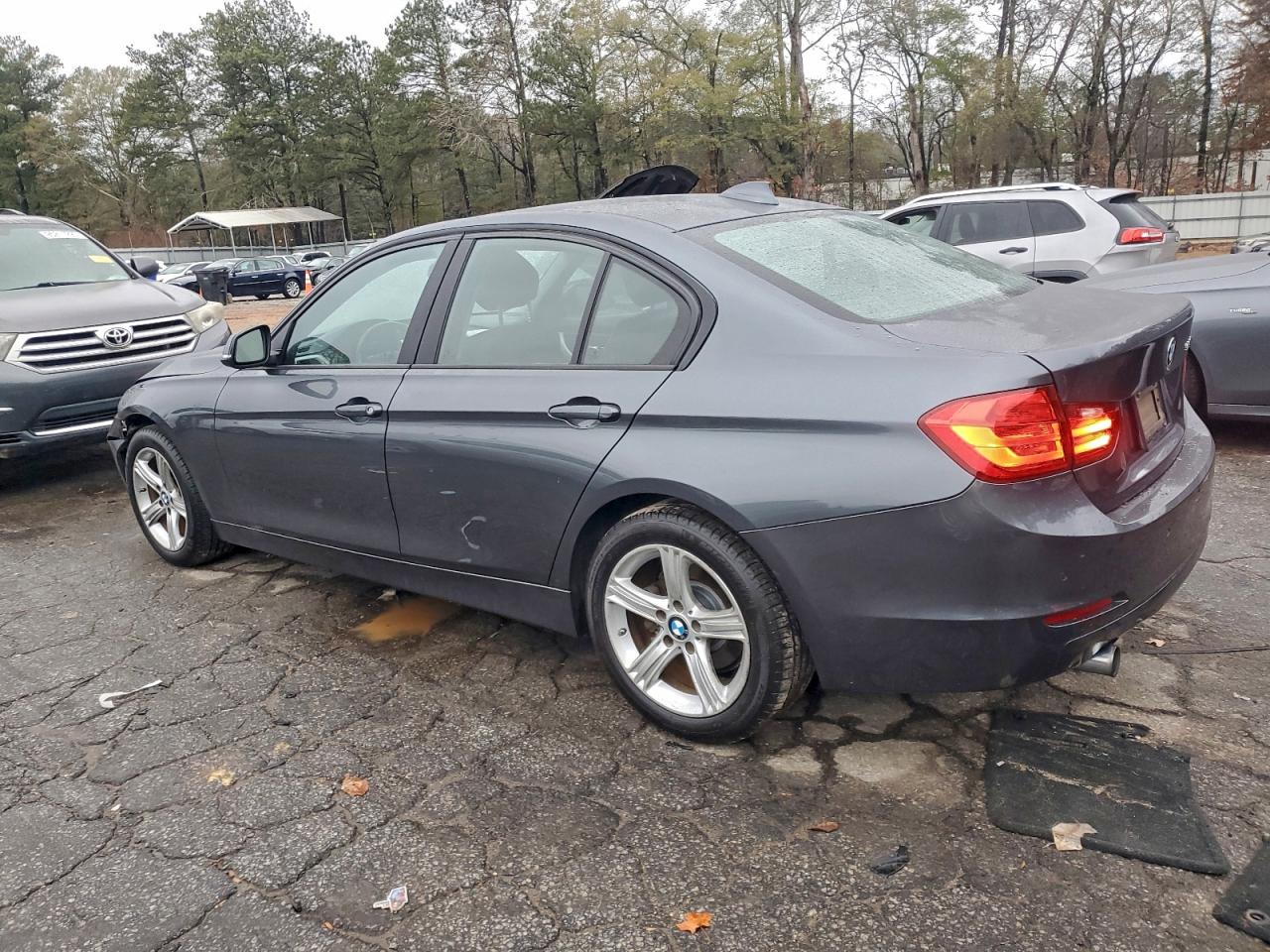 BMW 3 Series I Image 2