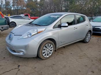  Salvage Nissan LEAF