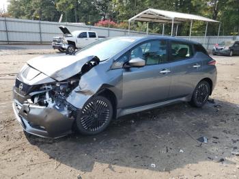  Salvage Nissan LEAF