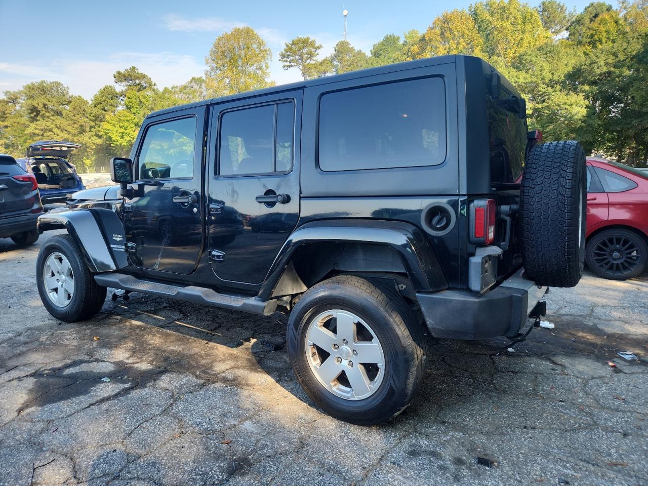 Jeep Wrangler Sahara Image 2