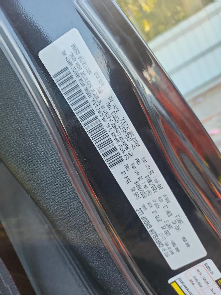 Jeep Wrangler Sahara Image 7