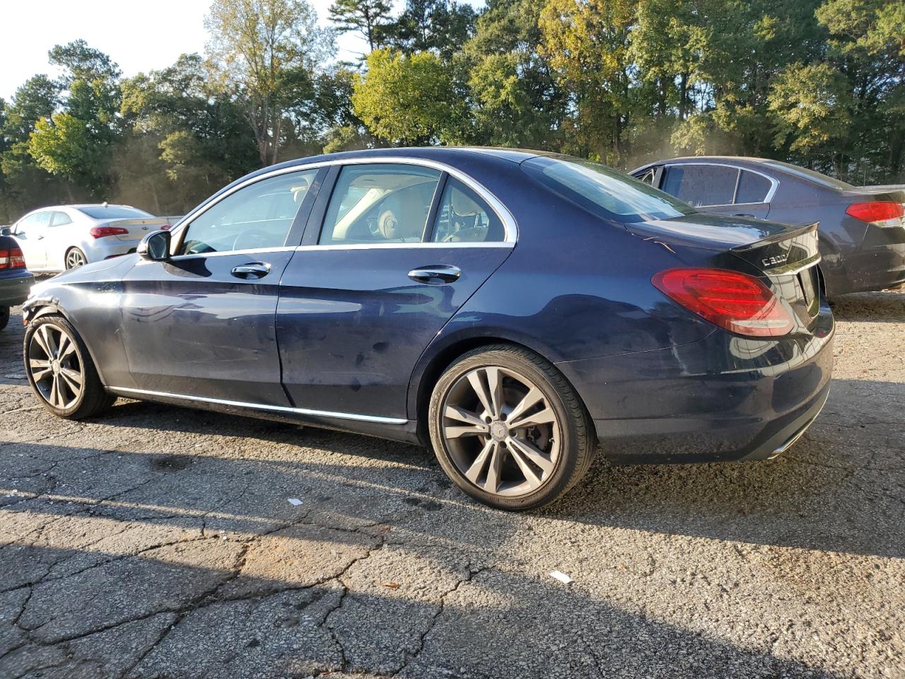 Mercedes-Benz C-Class 300 Image 8