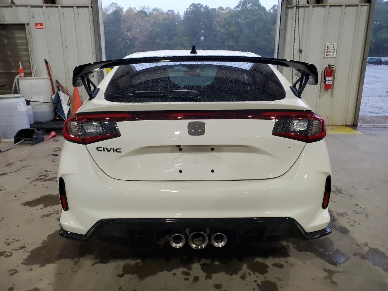 Honda Civic Type-r Image 4