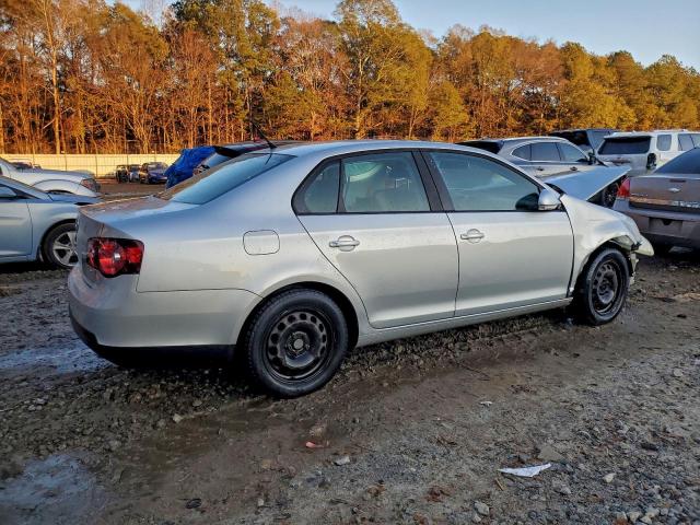 Volkswagen Jetta S Image 10