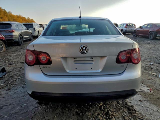 Volkswagen Jetta S Image 8