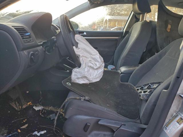 Volkswagen Jetta S Image 5