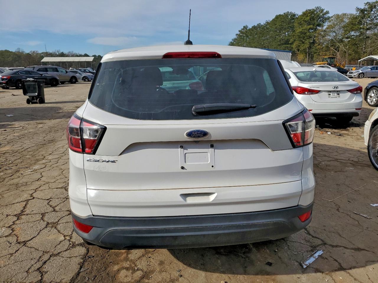 Ford Escape S Image 10
