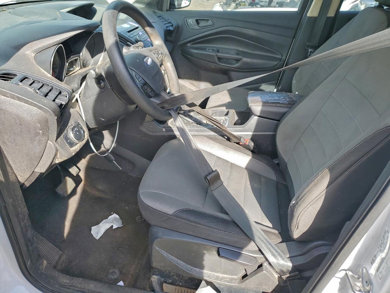 Ford Escape S Image 9