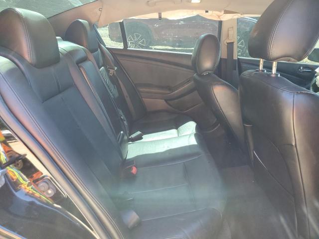 Nissan Altima Base Image 12