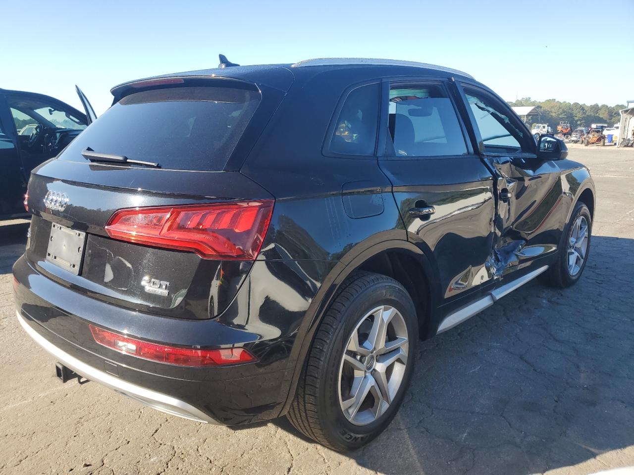 Audi Q5 Premium Image 4
