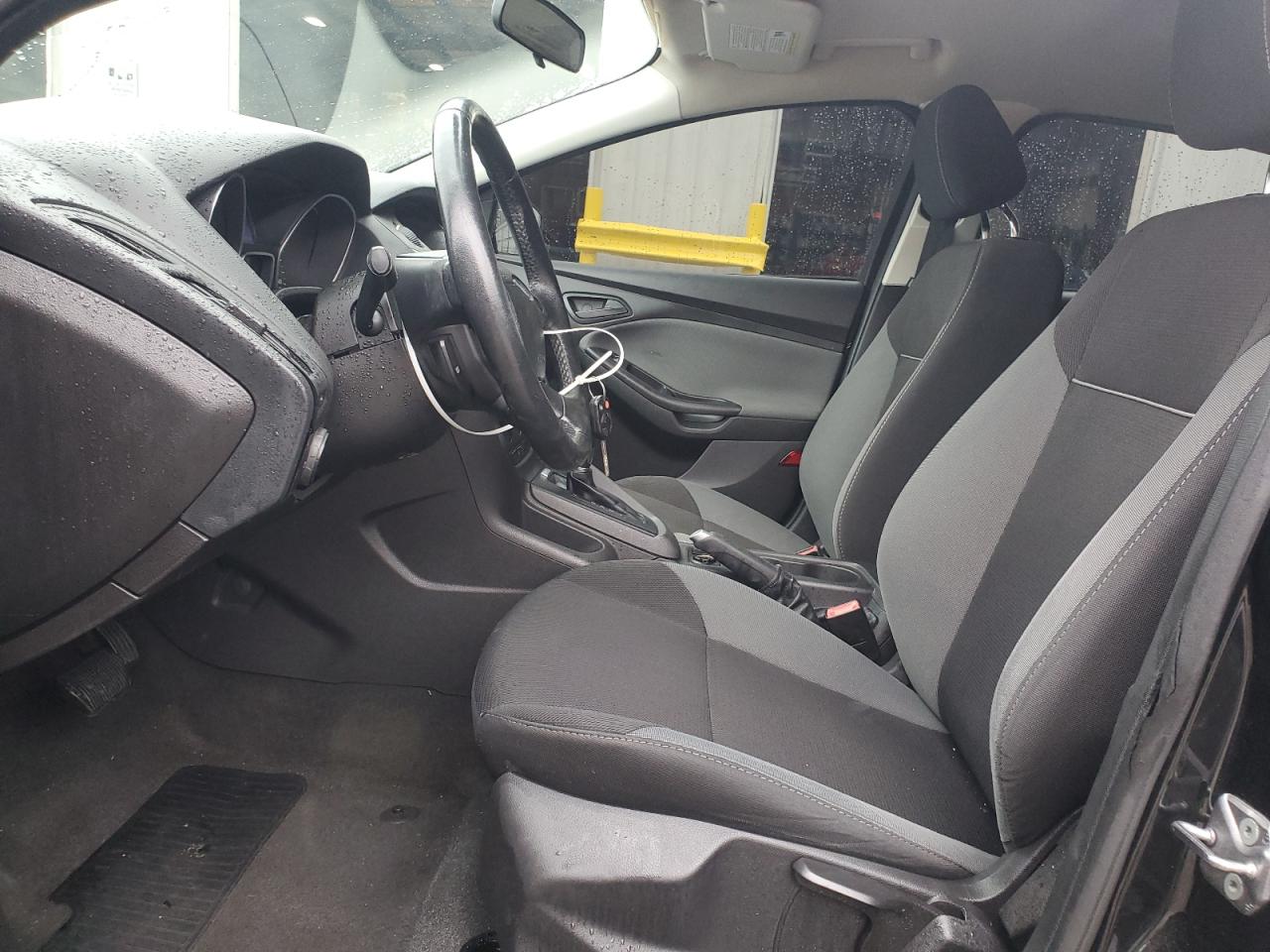 Ford Focus S Image 4