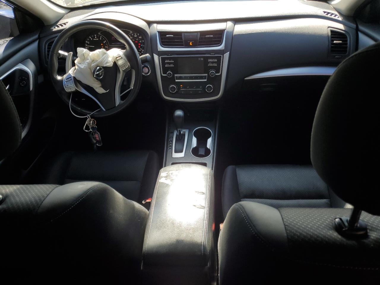 Nissan Altima 2.5 Image 11