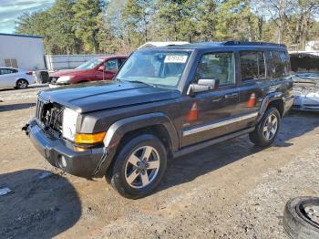  Salvage Jeep Commander