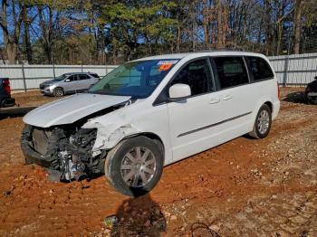  Salvage Chrysler Minivan