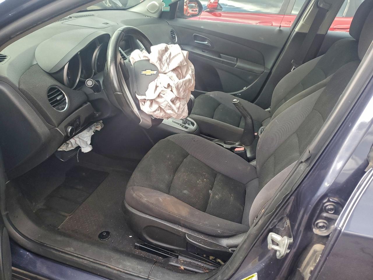 Chevrolet Cruze Lt Image 2