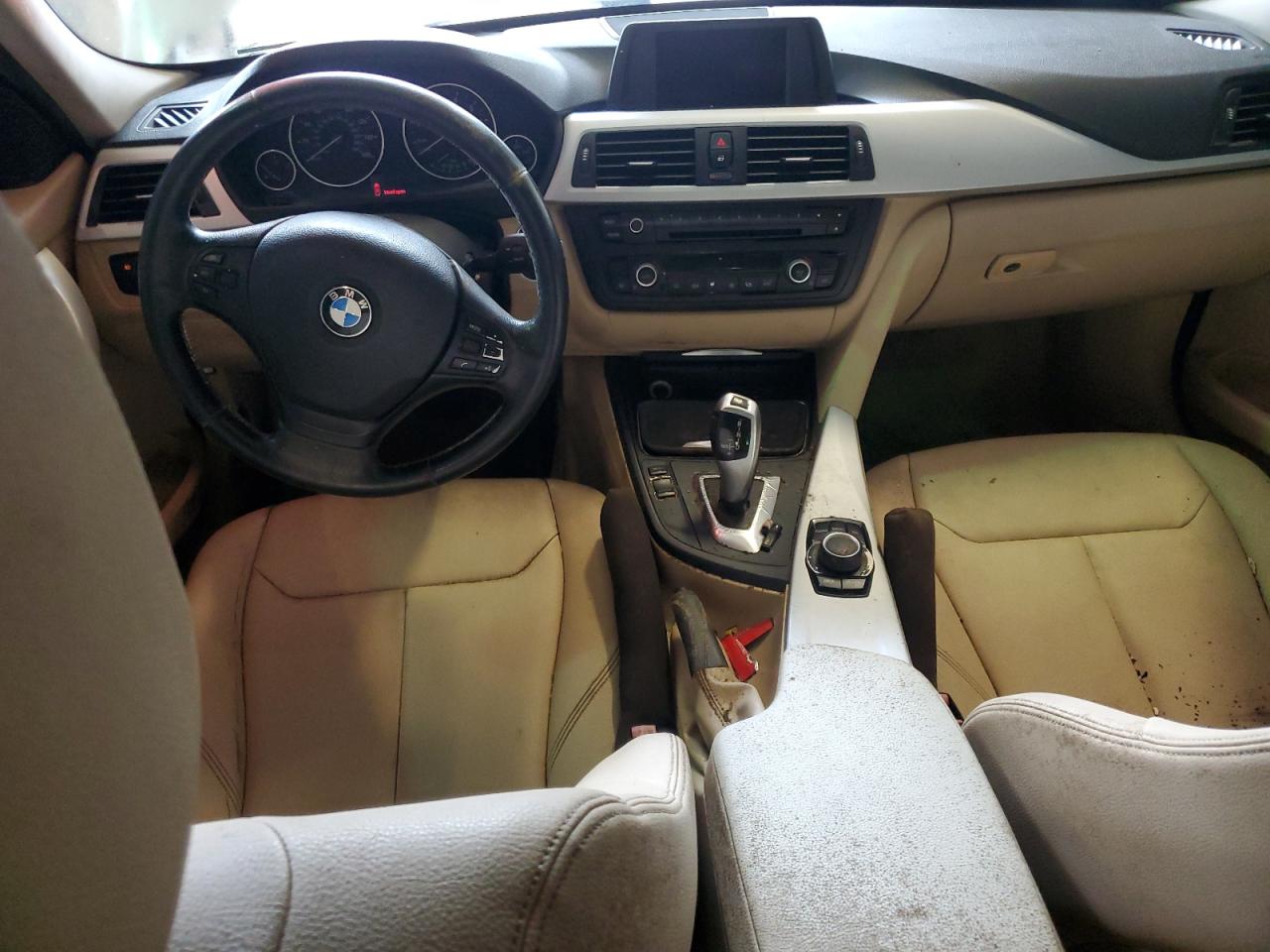 BMW 3 Series I Image 12