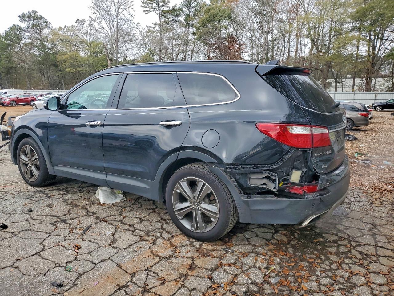 Hyundai SANTA FE Gls Image 12